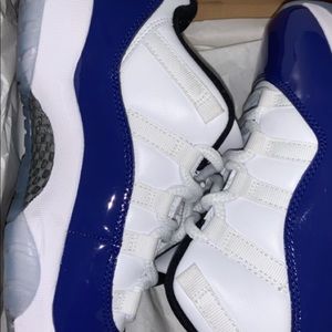 Jordan retro 11
